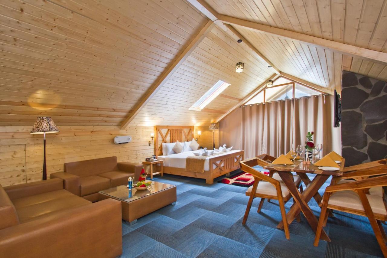 The Whitestone Resorts Manāli Buitenkant foto