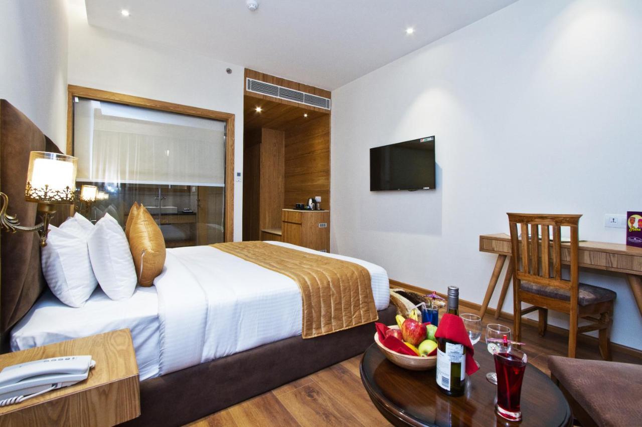 The Whitestone Resorts Manāli Buitenkant foto