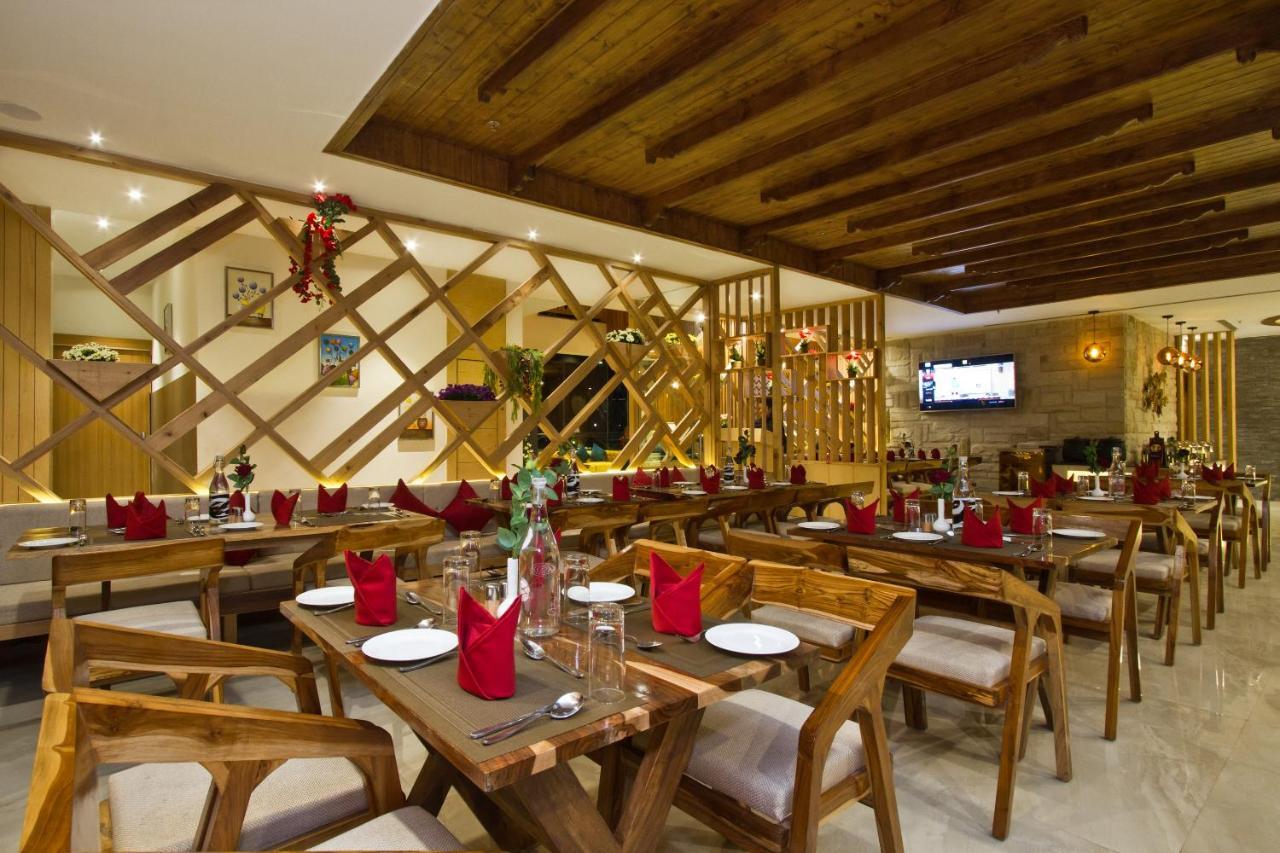 The Whitestone Resorts Manāli Buitenkant foto